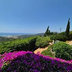 Vista Alegria Villa