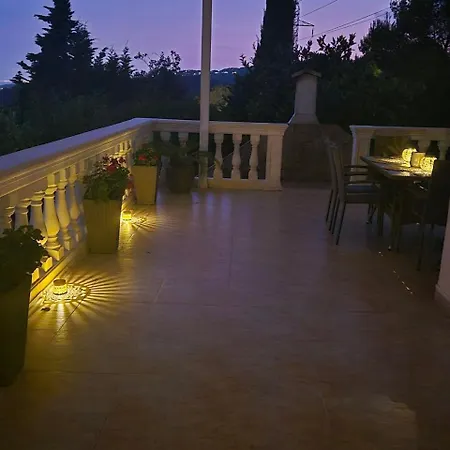 Vista Alegria Villa